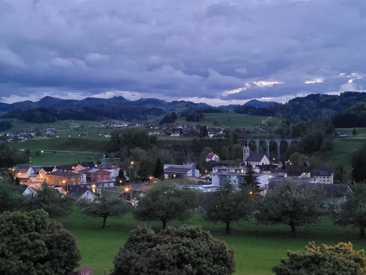 Lütisburg Bnb Alpenblick מראה חיצוני תמונה